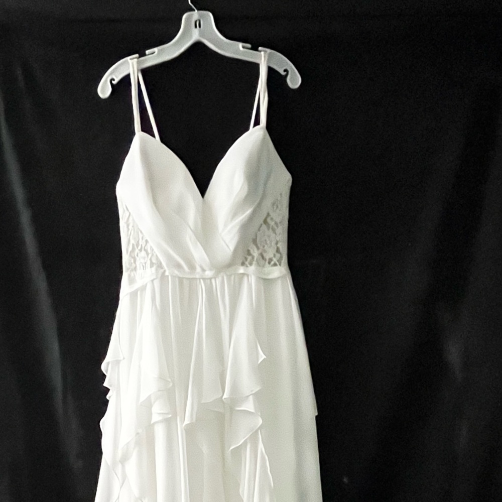 NWT David’s Bridal white  WEDDING GOWN sz14
